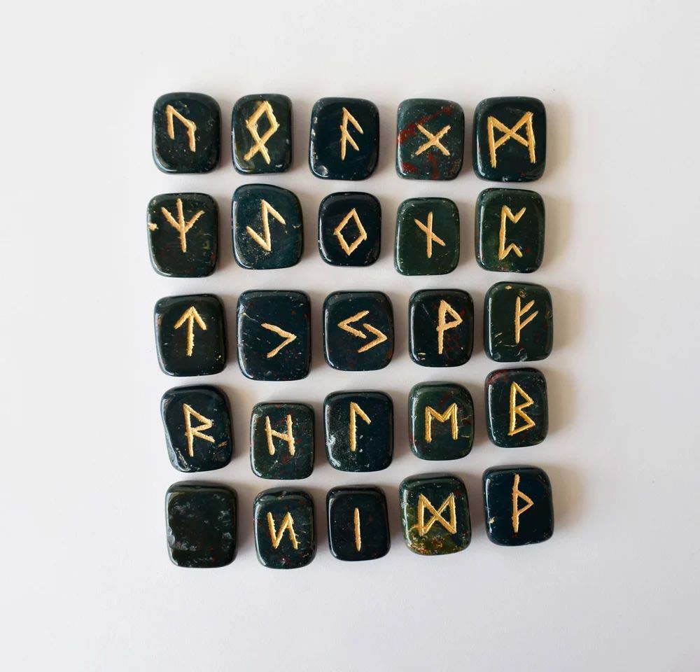 Bloodstone Rune Set