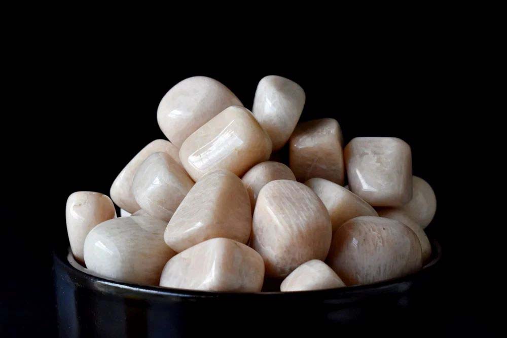 Peach Moonstone Tumbled